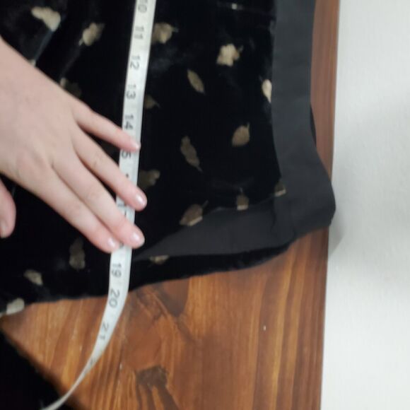 Anthropologie Elevenses Ultra Wide Leg Velvet Silk Pants Women's 6 Black Leaf - Picture 6 of 12